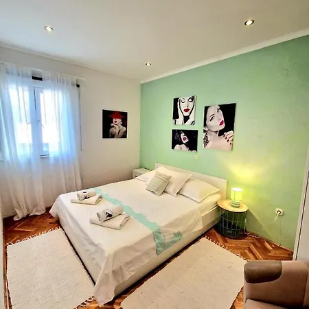 Apartment Dorotea *